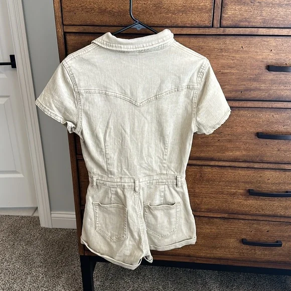 Wisteria Lane Jumpsuit - Picture 4 of 4